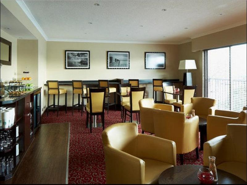 The Aberdeen Dyce Hotel Eksteriør billede